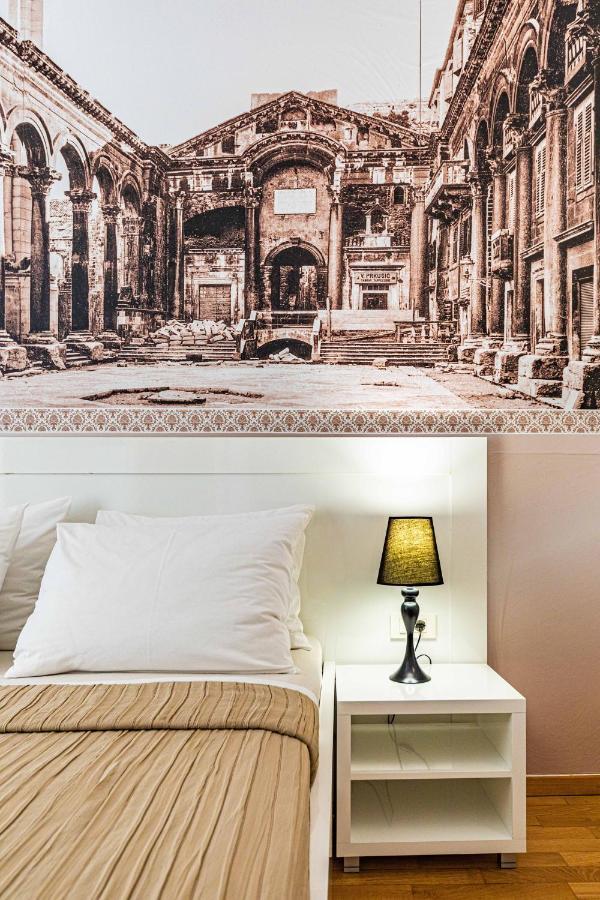Riva City Rooms Split Exterior photo